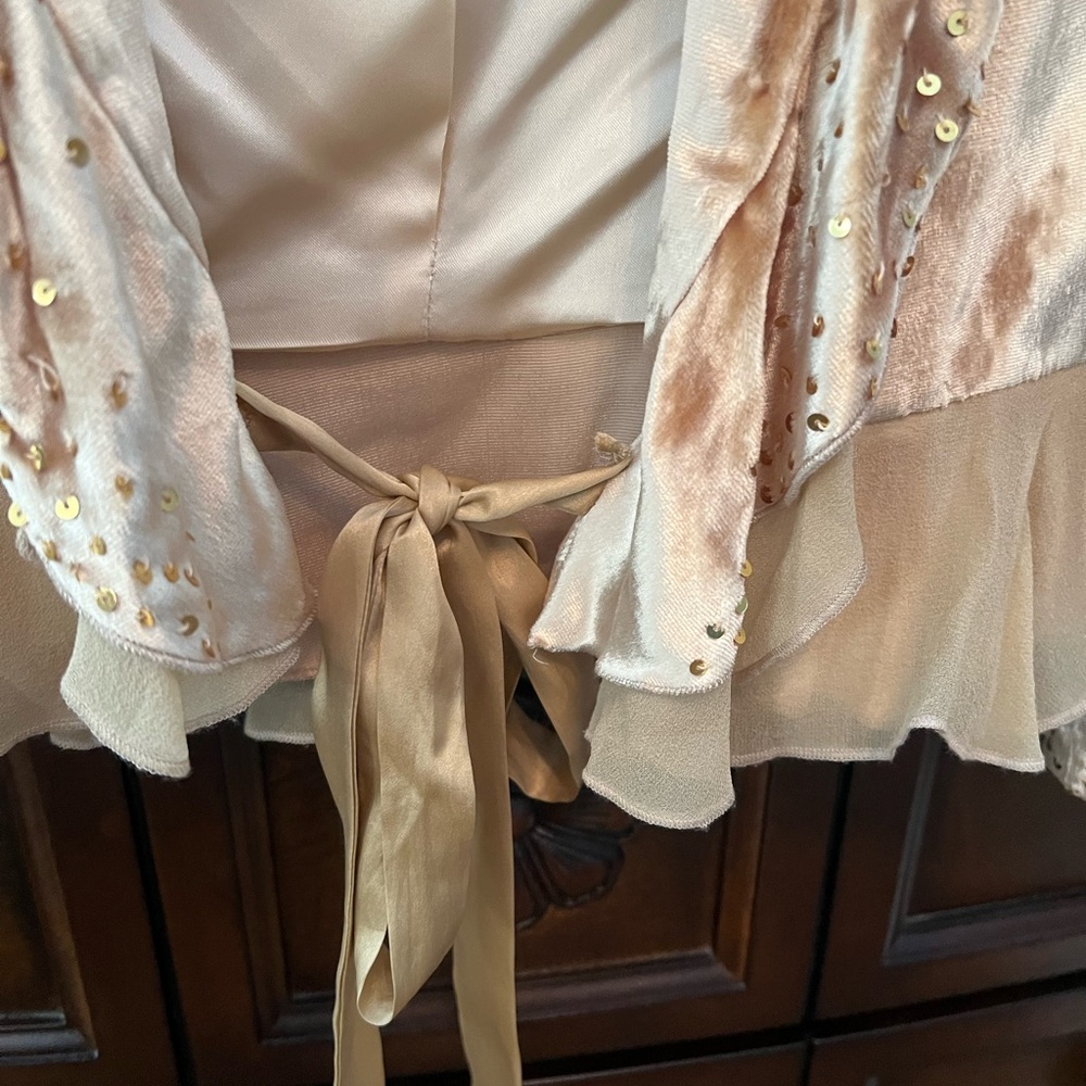 Bebe Vintage Gold Embellished Blazer Jacket. Size 2. - Picture 7 of 16